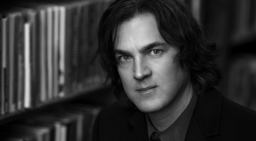 Entrevistamos a J.D Barker el autor de los thrillers más adictivos del mundo, con nueva novela, 'El pacto' (si lees la primera página estás perdida)
