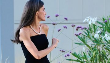 Gabby George, entrenadora: «Este entrenamiento de brazos se puede hacer en solo 5 minutos al día durante 14 días en casa mientras se hace el café»