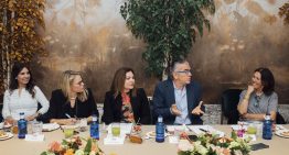 Juan Carlos Alcaide, sociólogo, en el II Encuentro TELVA Persiguiendo la longevidad: «Que te digan 'qué bien te conservas para tu edad' es para retirar el saludo»