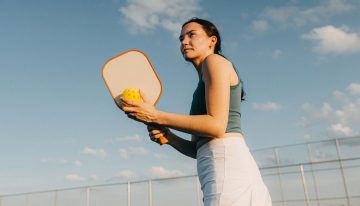 Jennifer Aniston, Emma Watson, Selena Gomez… ¿Qué tiene el pickleball que ha enganchado a todas las celebrities?