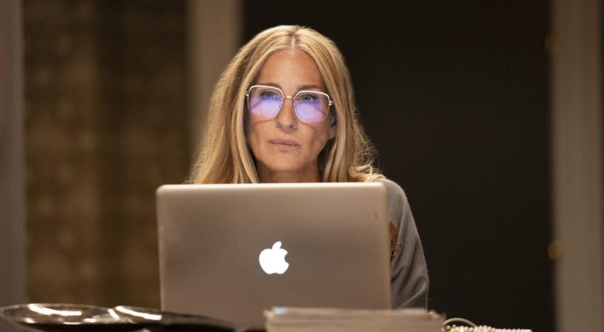 De Carrie Bradshaw a Andy Sachs, ¿por qué las chicas más cool (del cine y de la televisión) siempre son periodistas?