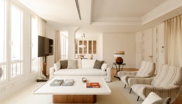 La reforma integral de un piso histórico de 100 años en la madrileña calle Serrano  con dos premisas: luz natural y elegancia neutra