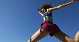Dr Zach Bush, endocrinólogo: «La manera más efectiva de reforzar tus músculos es hacer entrenamientos de 4 minutos varias veces al día»