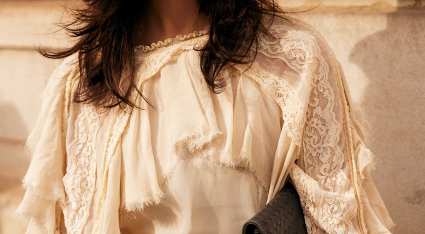 Ana Santamarina, experta en dermocosmética: «Si has aplicado una cantidad correcta de fotoprotector por la mañana y tu exposición es baja, el SPF no desaparece a las dos horas»
