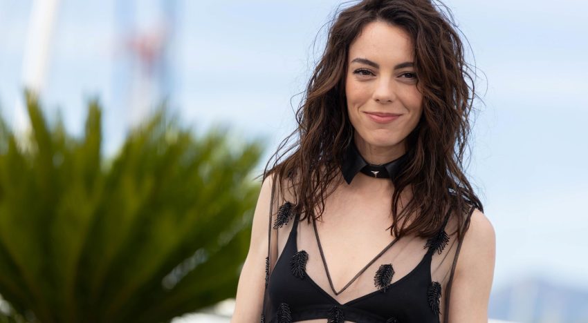 Victoria Luengo, la actriz del momento en la gran ovación en Cannes por su papel junto a Bardem, impresionante con un look de transparencias