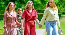 Maxima de Holanda y sus hijas en el ya tradicional posado primaveral: los looks que dicen mucho de cada una