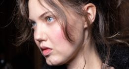 Natalia Belda, maquilladora: «El colorete Cherry Blossom hay que aplicarlo alto, no en el moflete, sino hacia arriba para un efecto ‘lifting’»