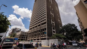 Venezuela inicia una reestructuración masiva de su deuda, pero persisten los obstáculos