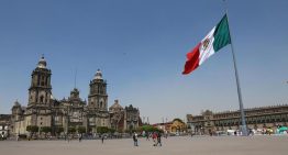 S&P cambia a negativa la perspectiva de la nota soberana de México