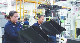 México afianza liderazgo en proveeduría de autopartes
