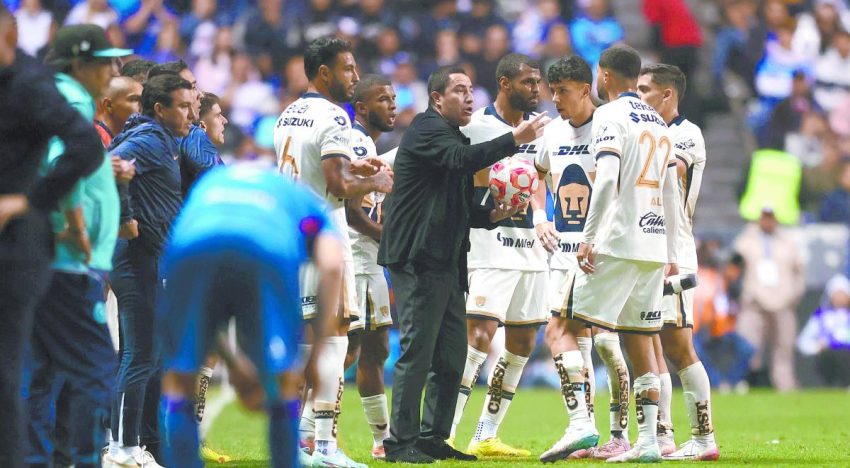 Cruz Azul y Pumas se enfrentan en una final después de 45 años