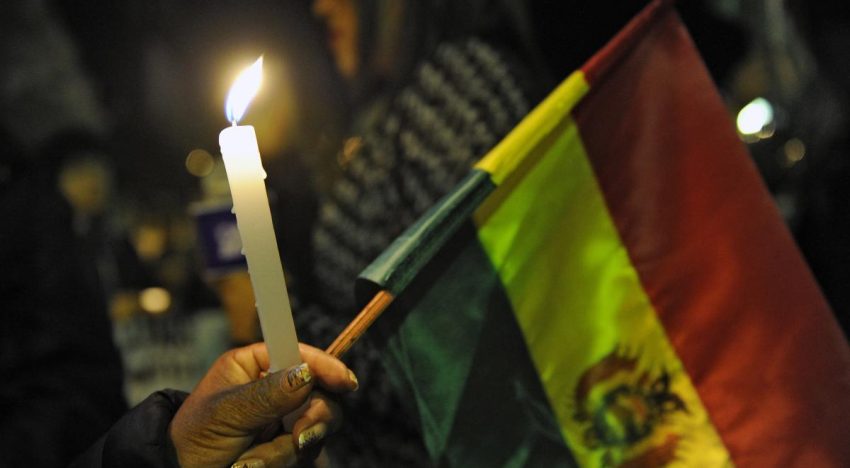 Bolivia descarta crisis de Gobierno y abre corredor humanitario por bloqueos en La Paz