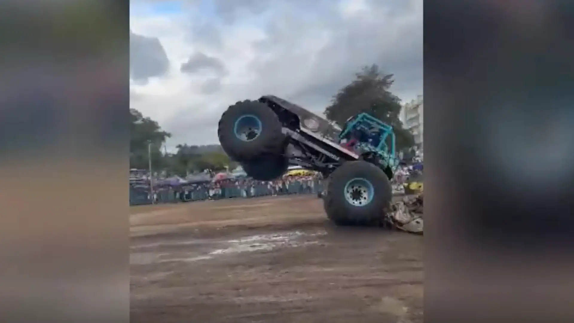 Al menos tres muertos y 37 heridos en un accidente de 'Monster Truck' durante una exhibición en Colombia