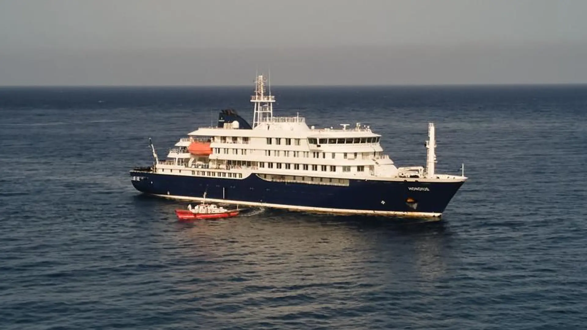 Hantavirus, última hora del crucero MV Hondius, en directo | El médico del barco, en estado grave, será transportado a Canarias en un avión medicalizado