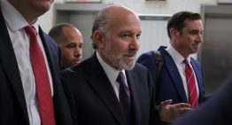Demócratas exigen renuncia del secretario de Comercio de EU por presunto encubrimiento en caso Epstein