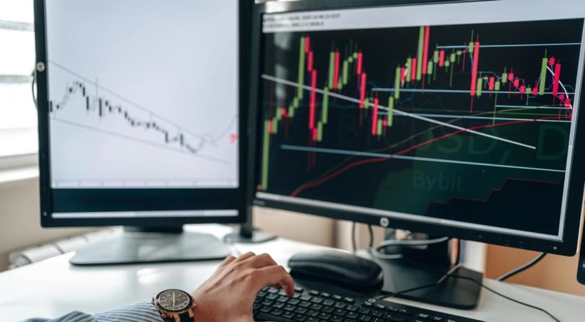 Guía fiscal 2026: Impuestos por inversiones en Bolsa, dividendos y compra de acciones en México y EU