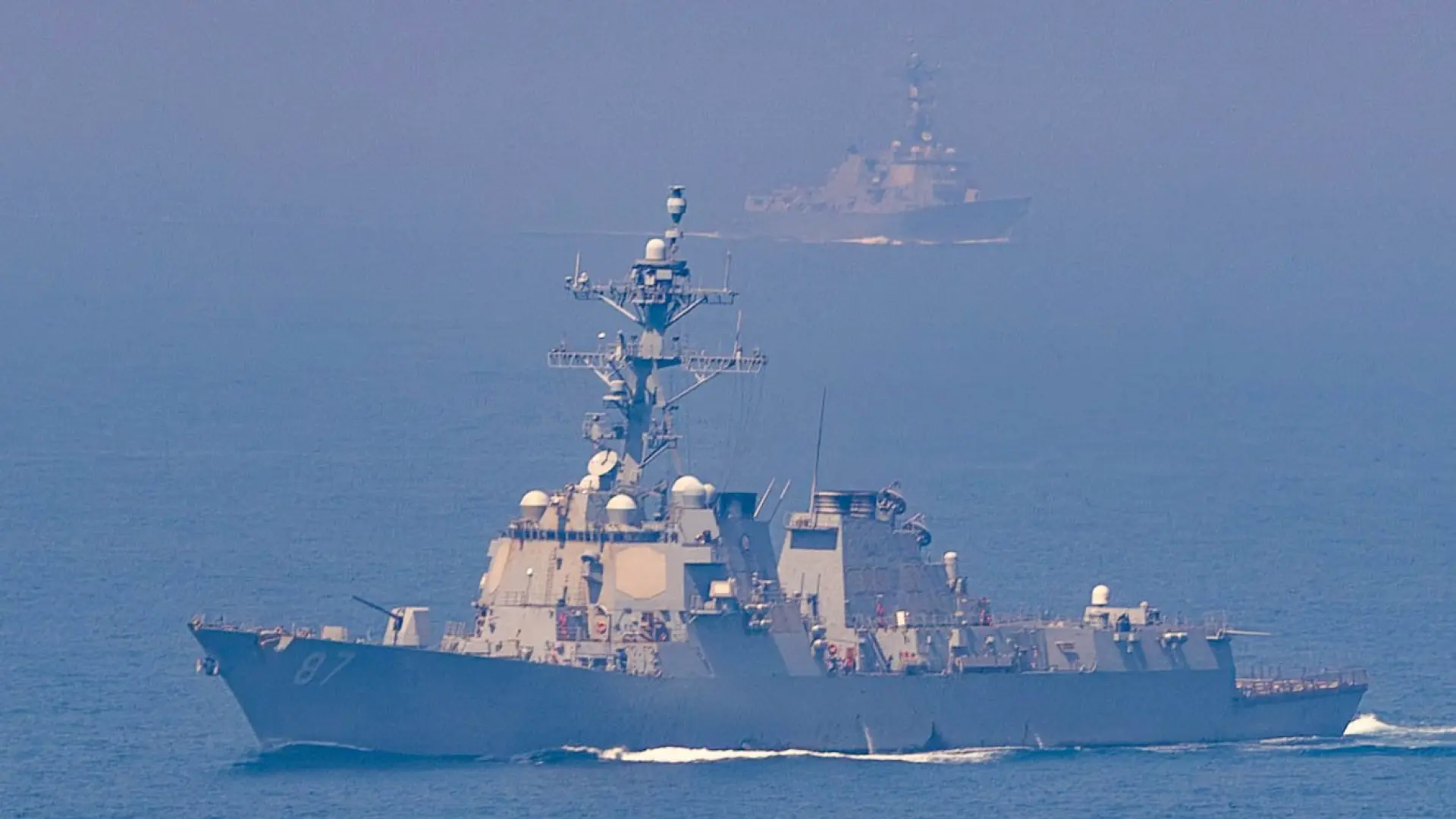 Guerra en Irán, en directo | Se eleva la tensión en Ormuz: EEUU bloquea el paso de 73 buques iraníes tras nuevos ataques cruzados