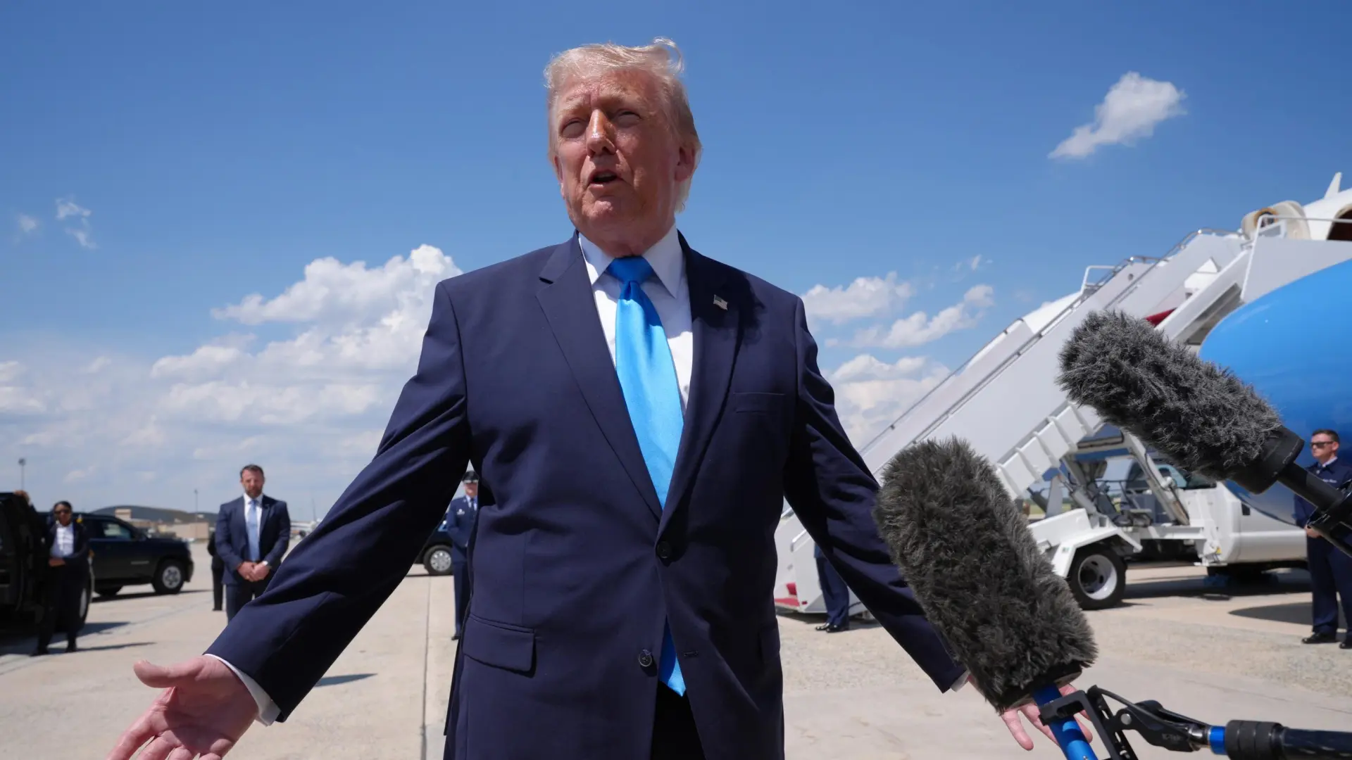 Trump descarta una «escalada» en Cuba tras la imputación de Raúl Castro por asesinato: «Es un gran día»