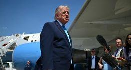 Trump advierte que conversaciones con Irán están «en el límite» entre un acuerdo o la guerra