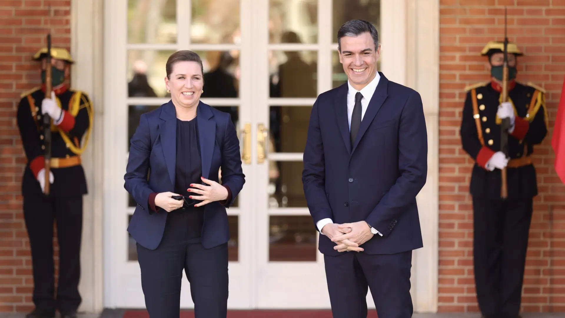 Los bastiones socialistas se tambalean en la UE: el cerco a Zapatero erosiona a Sánchez y la danesa Frederiksen sigue aún sin Gobierno