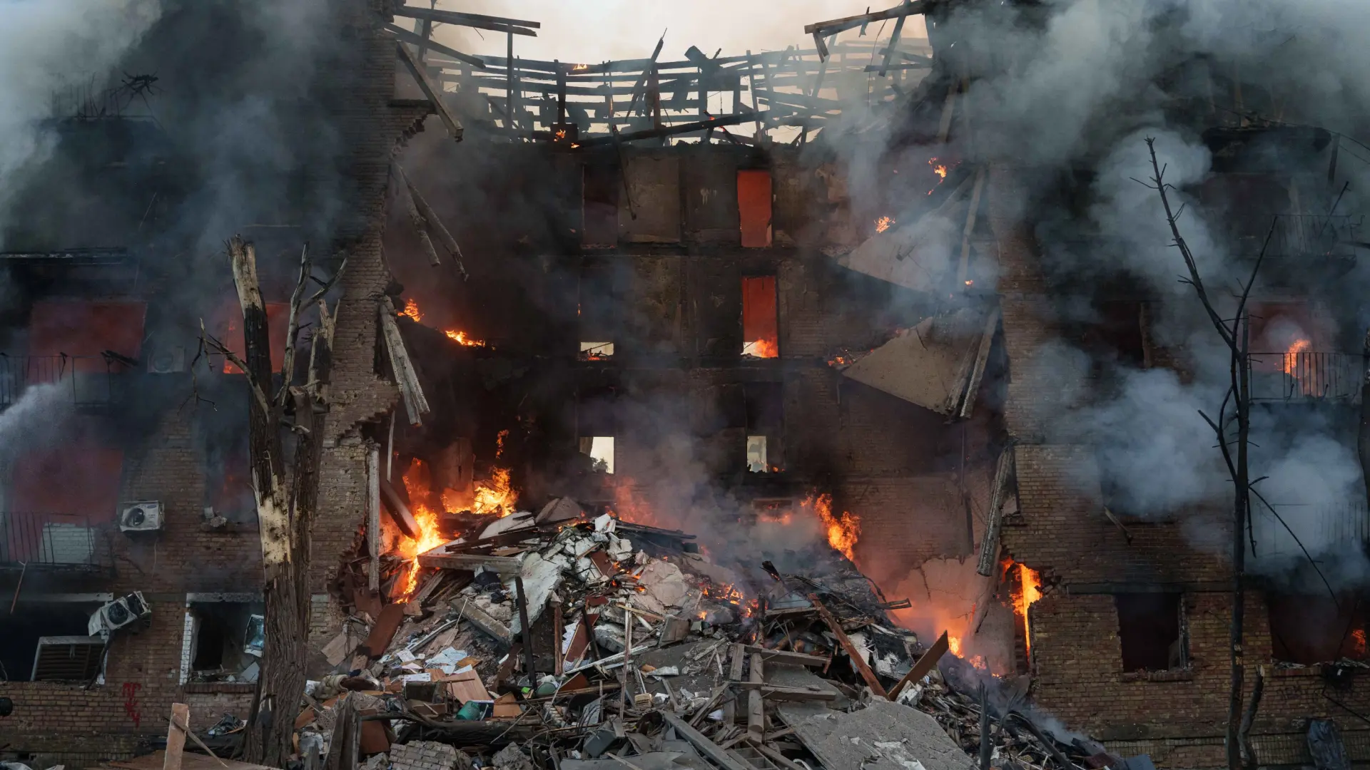 Rusia lanza un nuevo ataque masivo con misiles y drones contra Kiev