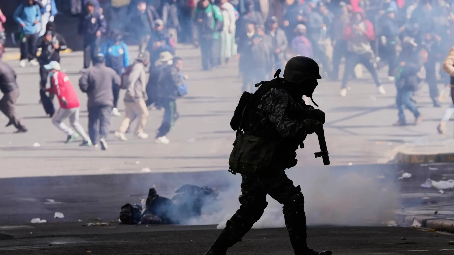 Bolivia reconoce que los enfrentamientos del fin de semana dejaron un muerto