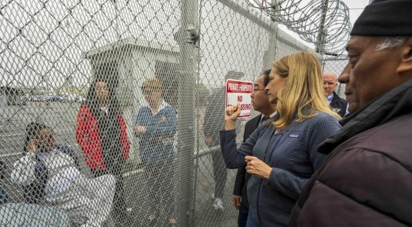 Gobernadora de New Jersey denuncia que el ICE le niega el acceso a centro de detención de migrantes