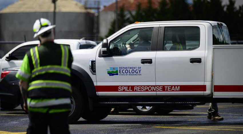 Incidente químico en planta de EU deja 2 muertos y 9 desaparecidos