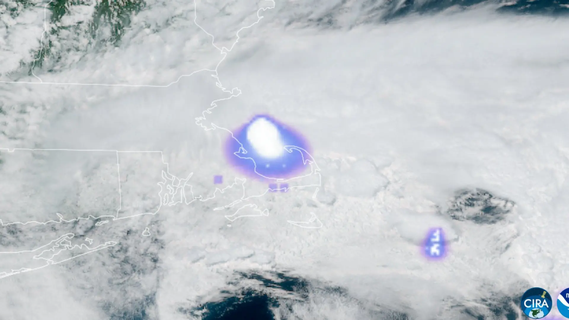 Un meteorito explota sobre el cielo de Massachusetts con un sonoro estruendo: «Más grande que una bola de fuego normal»