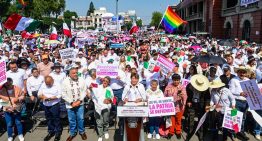 Más de 60 mil mexiquenses, encabezados por la Gobernadora Delfina Gómez, acompañan la rendición de cuentas presidencial