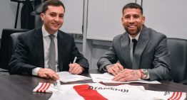 Antes de viajar al Mundial, Nicolás Otamendi fue al Monumental y firmó su contrato con River