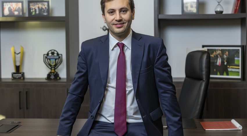 Stefano Di Carlo, presidente de River: «Vamos a ser 15 millones de hinchas con la guardia alta y esperemos que salga todo bien»