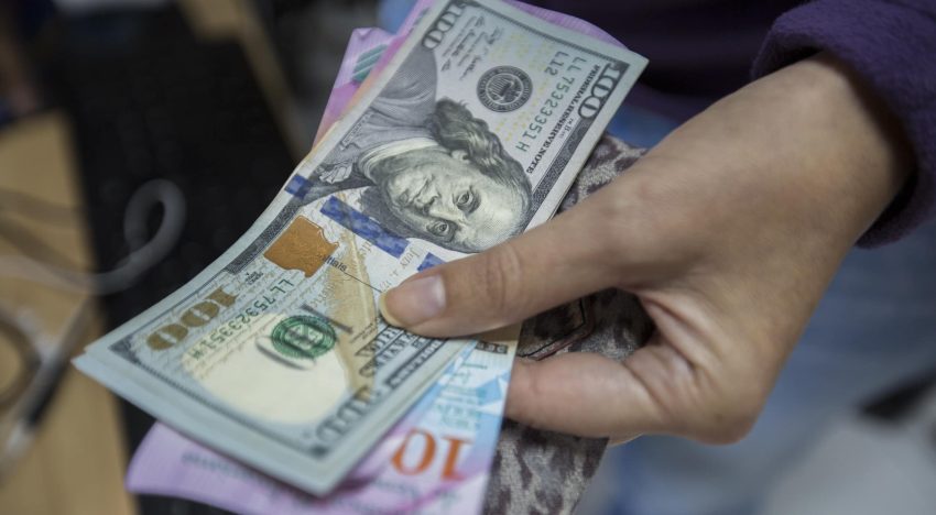Nuevo golpe para el bolívar: Dólar BCV rompió récord y el euro rozó otro tope histórico