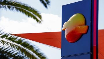 Llegó a España primer barco con crudo venezolano como pago del gas producido por Repsol