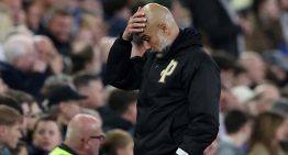 Manchester City rescató un empate 3-3 en la última jugada ante Everton y se alejó del Arsenal en la lucha por la Premier