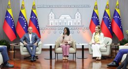 Delcy habla de miles de excarcelados, pero las cifras que maneja el Foro Penal la deja en evidencia