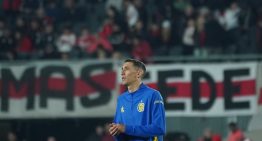 «¡Fideo, seca nucas!»: los hinchas de River, lapidarios contra Chiqui Tapia y Di María en el partido contra Rosario Central