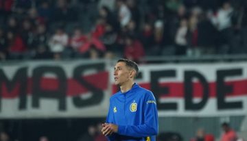 «¡Fideo, seca nucas!»: los hinchas de River, lapidarios contra Chiqui Tapia y Di María en el partido contra Rosario Central