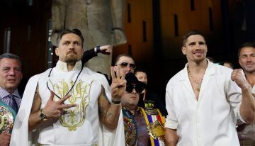 La última aventura de Oleksandr Usyk: el rey de los pesados pelea contra un kickboxer al pie de las pirámides de Egipto