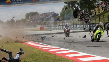 Cómo es el súper traje con airbags que le salvó la vida a Alex Márquez tras su brutal accidente en el MotoGP
