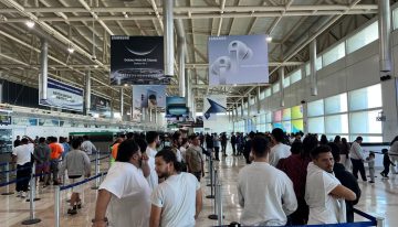 Llegó a Maiquetía otro vuelo procedente de Miami con más de 160 migrantes deportados, entre ellos 14 niños