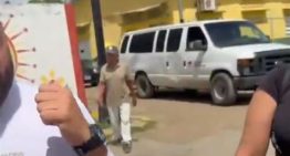 Trasladaron al preso político Joan Cruz esposado al sepelio de su madre en Guárico (VIDEO)