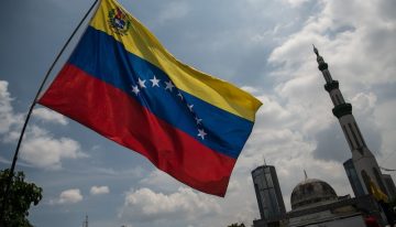 Bonos de Venezuela se disparan ante eventual reestructuración de deuda