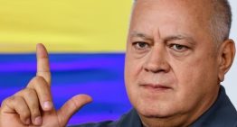 Momento tenso en el Mazo: Un invitado se le rebeló a Diosdado Cabello por enfriar «defensa» a Nicolás Maduro (VIDEO)