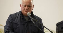 Red Fashion: Diosdado Cabello presume vestimenta que prometió no ponerse JAMÁS (VIDEO)