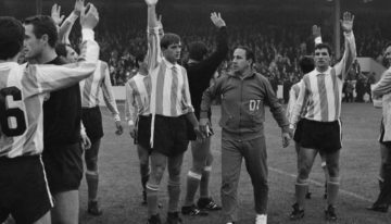 Inglaterra 1966: el Toto Lorenzo y la extravagante decisión de jugar un amistoso antes del Mundial contra un equipo recién descendido
