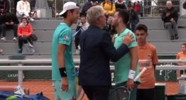 Escándalo en Roland Garros: dos jugadores terminaron a los gritos y tuvieron que ser separados tras su partido de la qualy