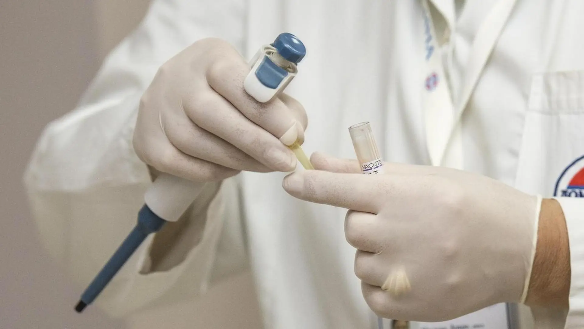 Las enfermedades de transmisión sexual baten récords en Europa: la gonorrea se triplica y la sífilis se duplica en una década