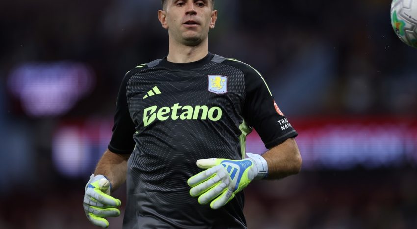 Aston Villa de Dibu Martínez vs Nottingham Forest EN VIVO por la Europa League: minuto a minuto de la semifinal