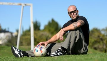 De goleador a entrenador, la nueva vida del Tanque Santiago Silva: “No me retiré, soy un futbolista eterno”